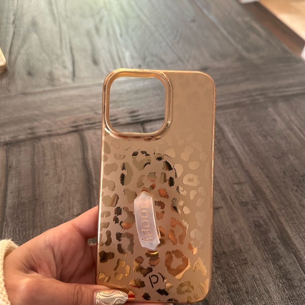 Loopy Gold Leopard iPhone 14 ProMax case (righty)